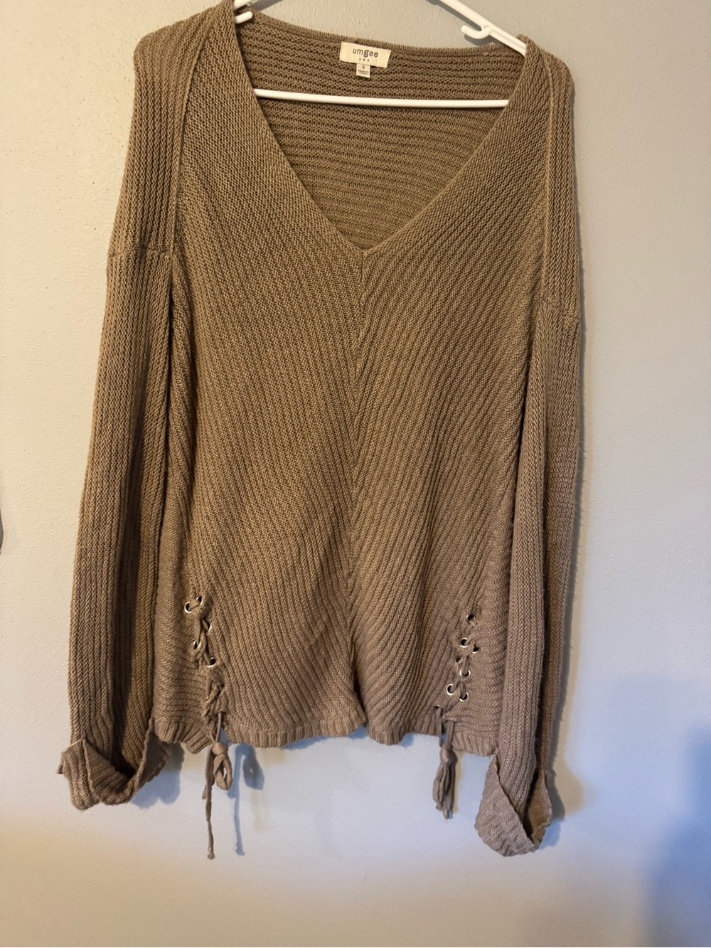 Umgee Taupe Lace-Up Side V-Neck Knit Sweater